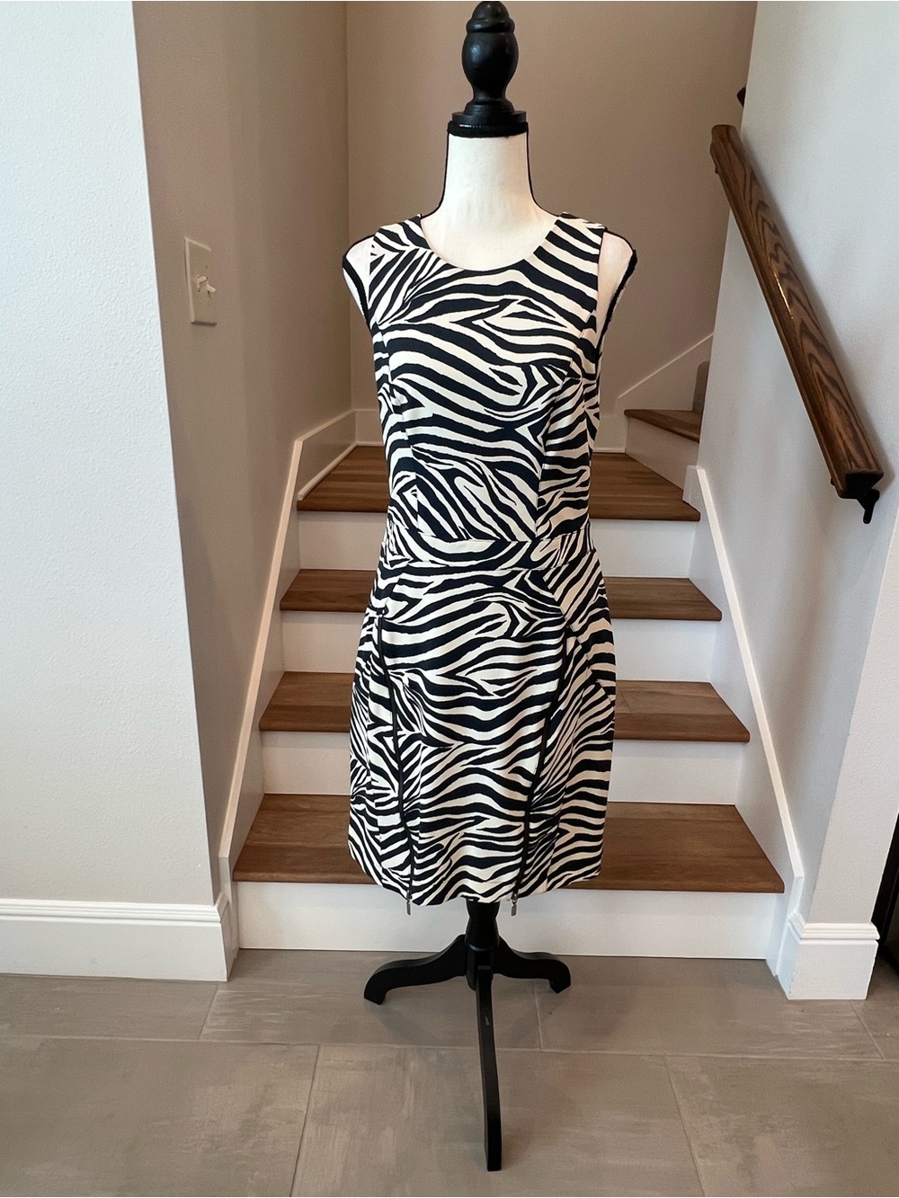Sleeveless Black & White Zebra Print Dress